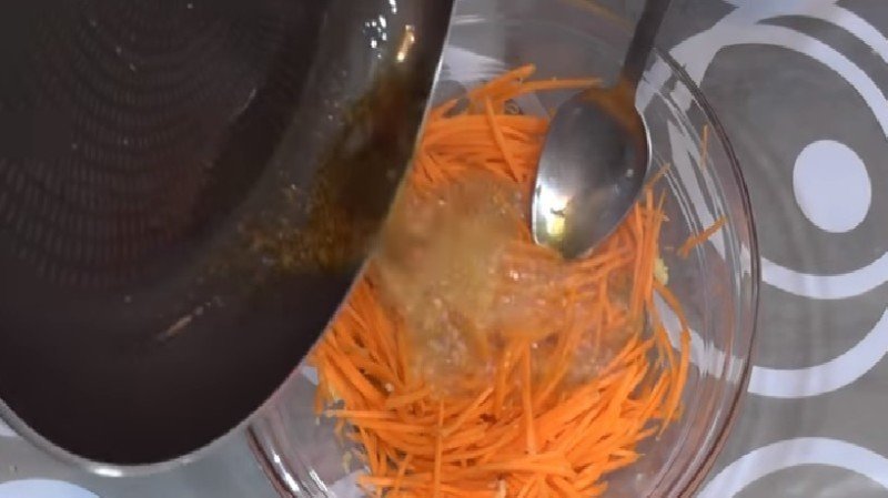Маринованная капуста с приправой для корейской моркови
